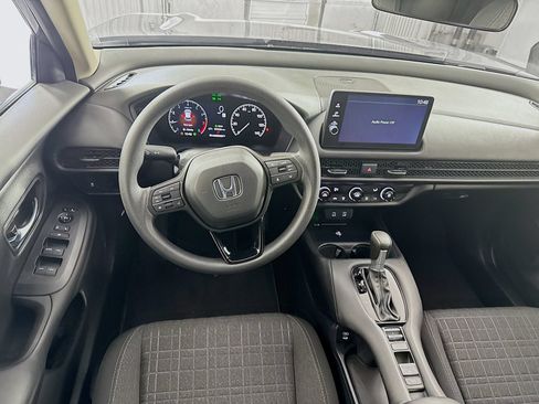 Certified 2025 Honda HR-V LX image 12