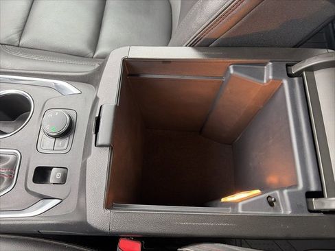 Used 2023 Chevrolet Traverse RS w/ LPO, Floor Liner Package image 25