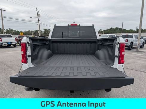 Used 2025 RAM 1500 Laramie image 31