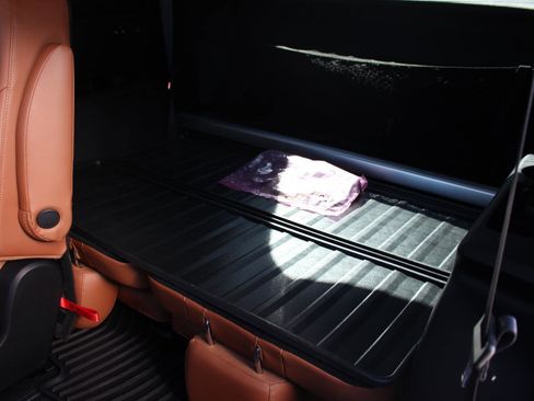 Used 2022 Kia Sorento SX Prestige w/ Rust Color Package image 32