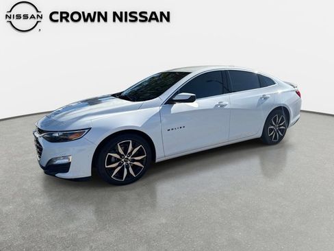 Used 2023 Chevrolet Malibu RS image 2