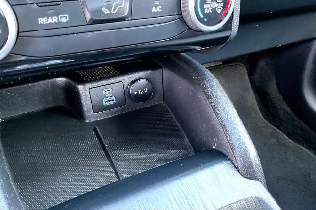 Used 2022 Ford Escape SE FWD image 15