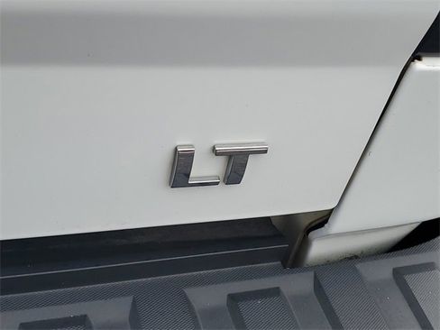 Used 2018 Chevrolet Silverado 1500 LT w/ All Star Edition image 10