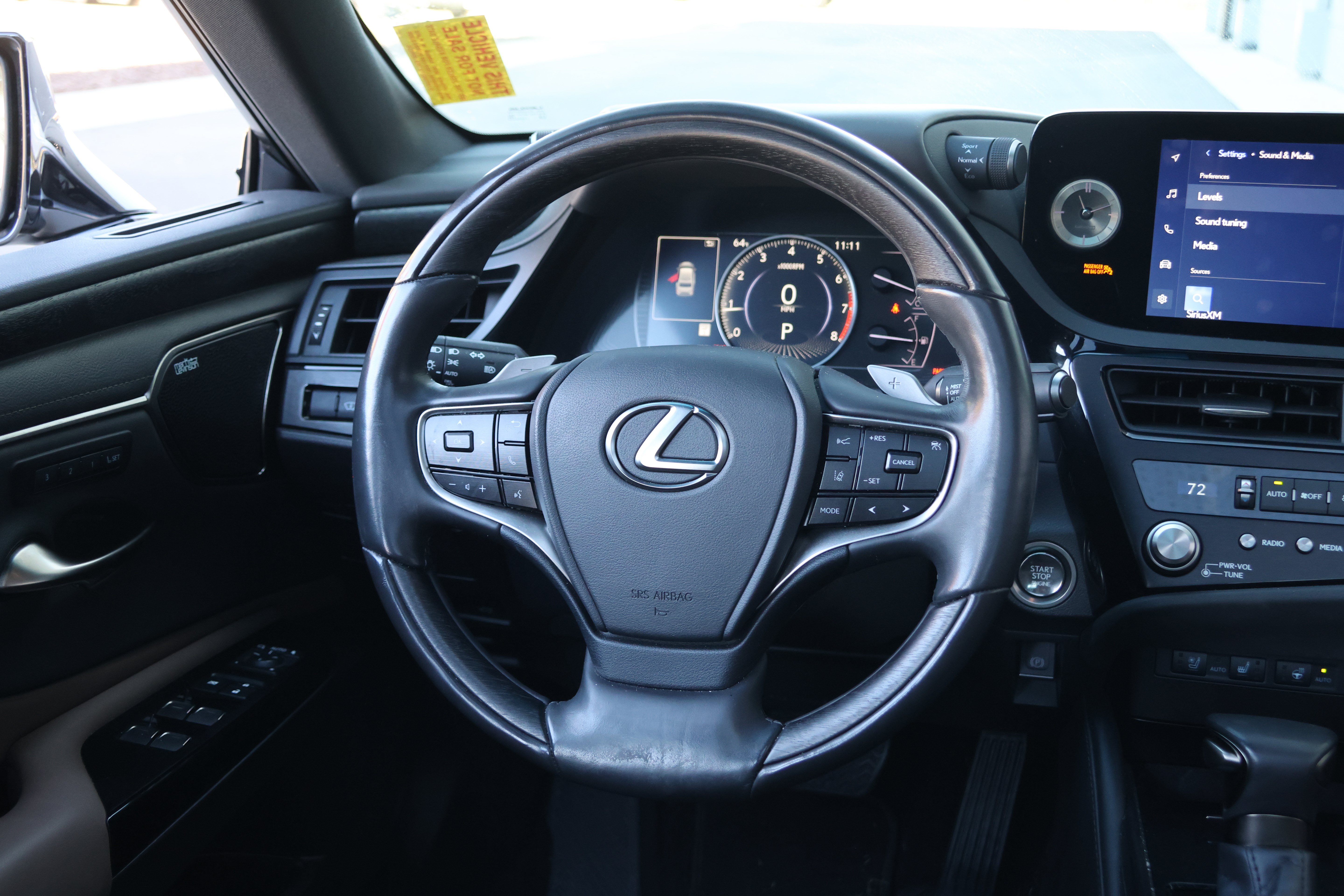 Used 2025 Lexus ES 350 Ultra Luxury w/ Accessory Package (Z2) FWD image 30