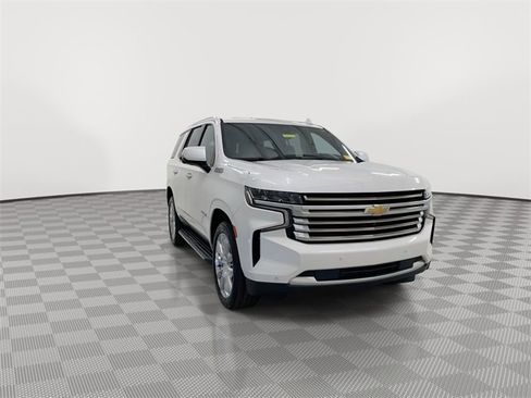 Used 2021 Chevrolet Tahoe High Country image 2