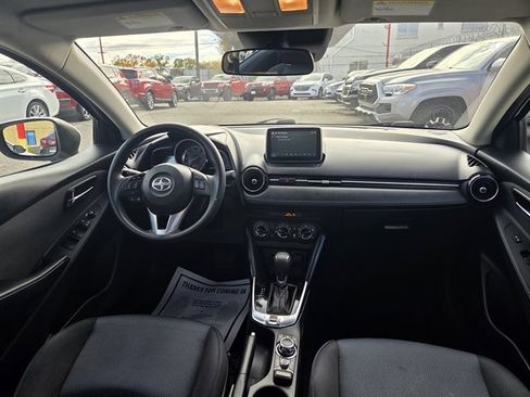 Used 2016 Scion iA image 5
