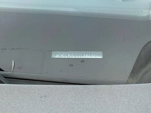 Used 2019 Jeep Compass Latitude w/ Cold Weather Group image 26