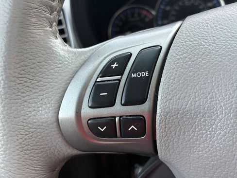Used 2012 Subaru Forester 2.5X Limited AWD/4WD image 18