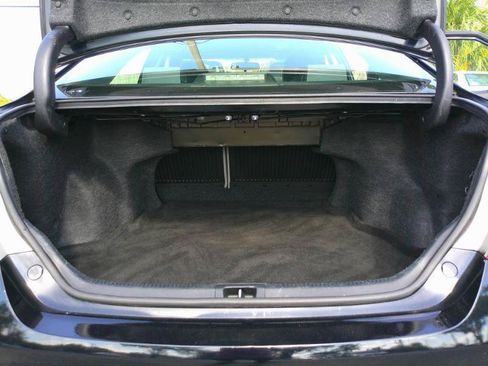 Used 2017 Toyota Camry SE FWD image 9