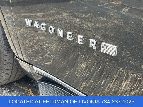 Used 2023 Jeep Wagoneer Series III w/ Preferred Equipment Group image 32