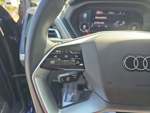 Used 2023 Audi Q4 e-tron Premium Plus w/ Premium Plus image 18