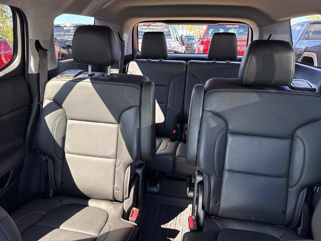 Used 2023 GMC Acadia SLT w/ Elevation Edition FWD image 13