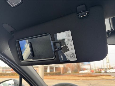 Certified 2025 Kia K5 GT-Line image 25