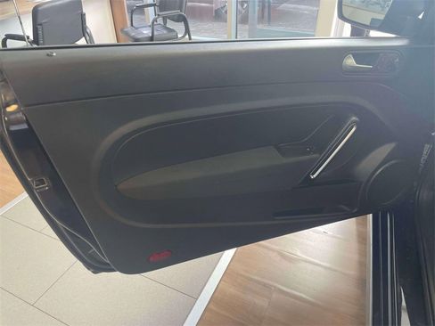 Used 2018 Volkswagen Beetle 2.0T S image 13