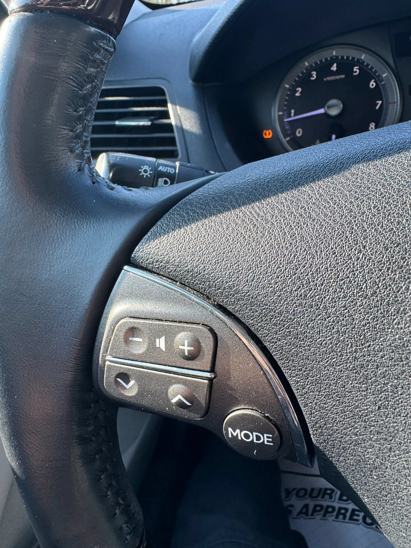 Used 2011 Lexus ES 350 w/ Preferred Accessory Package FWD image 34