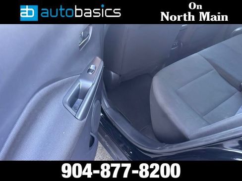Used 2024 Nissan Kicks S FWD image 17
