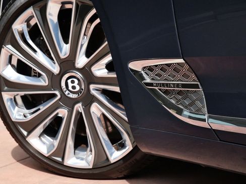 Used 2023 Bentley Continental GT Mulliner image 8