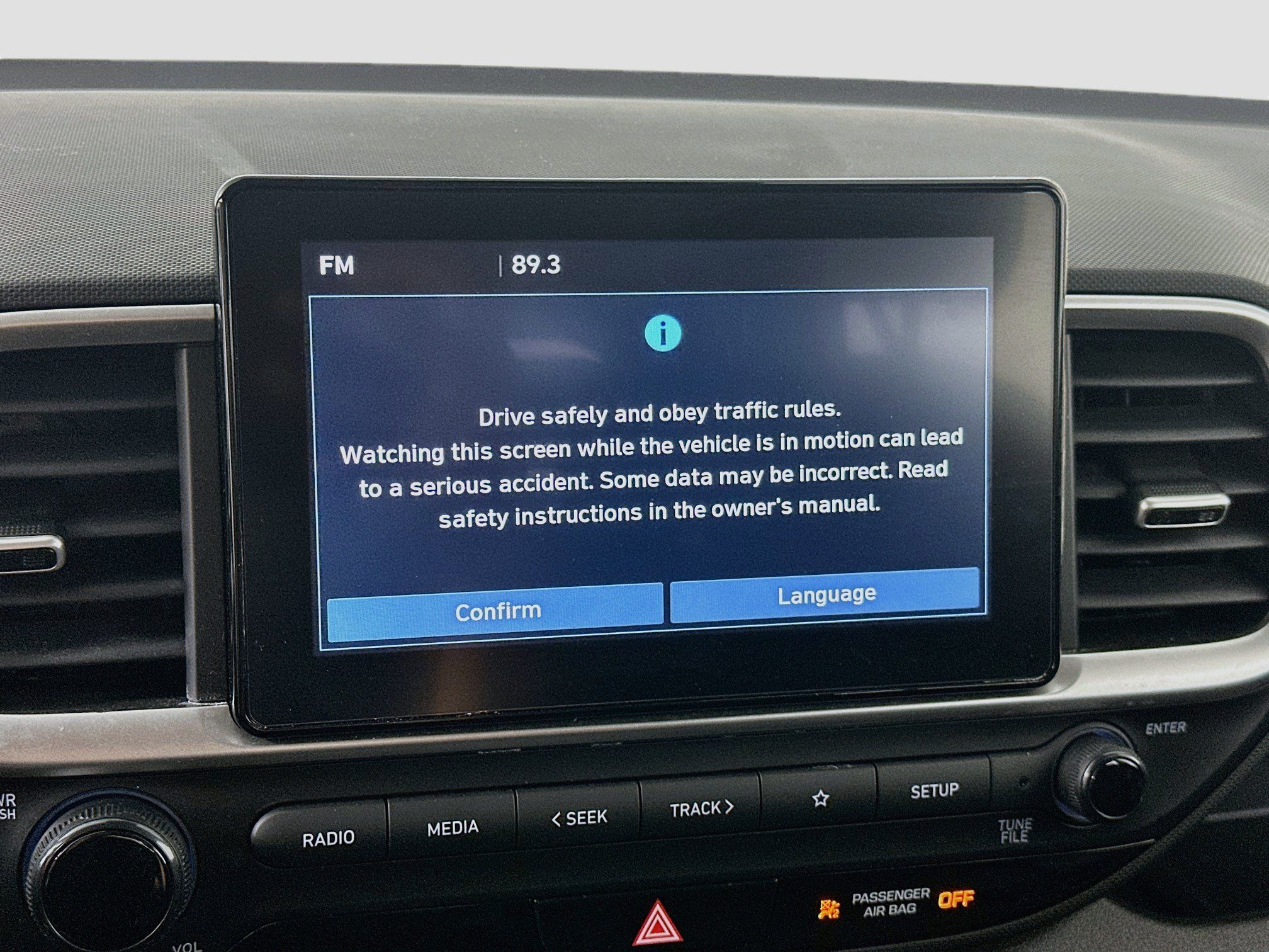 Used 2025 Hyundai Venue SEL FWD image 19