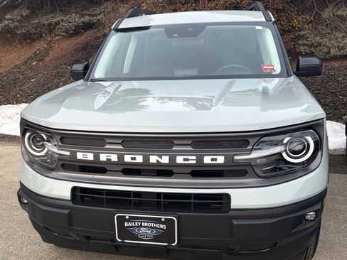 Used 2024 Ford Bronco Sport Big Bend w/ Convenience Package AWD/4WD image 2