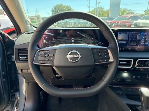 New 2026 Nissan Sentra SR w/ Floor Mat Package FWD image 11