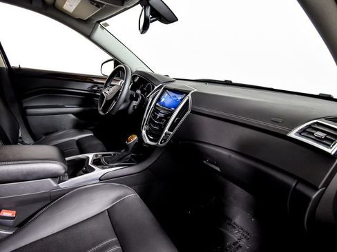 Used 2014 Cadillac SRX Luxury FWD image 32