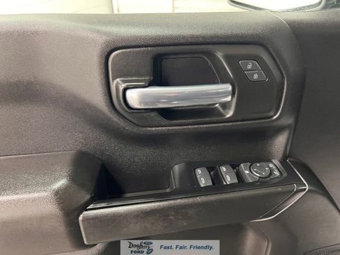 Used 2022 Chevrolet Silverado 1500 Custom AWD/4WD image 24
