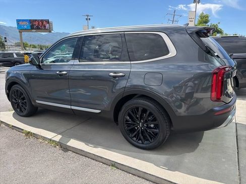 Used 2021 Kia Telluride SX w/ SX Prestige Package AWD/4WD image 3