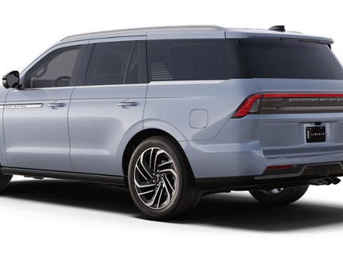 New 2025 Lincoln Navigator Reserve AWD/4WD image 25