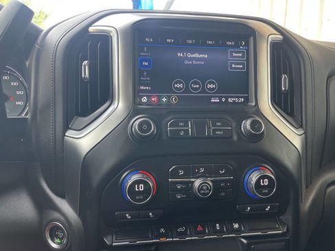 Used 2020 Chevrolet Silverado 1500 LT w/ All-Star Edition image 33