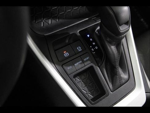 Used 2023 Toyota RAV4 XLE w/ Convenience Package FWD image 16