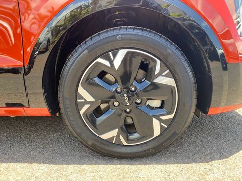 Used 2023 Kia Niro Wave FWD image 27