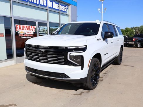 New 2026 Chevrolet Suburban High Country AWD/4WD image 6
