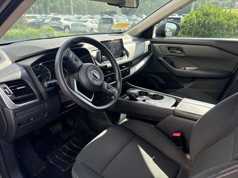 Used 2024 Nissan Rogue S FWD image 14