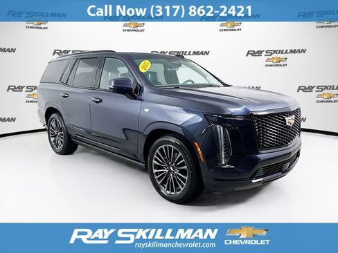 Used 2025 Cadillac Escalade Sport Platinum w/ LPO, Floor Liner Package AWD/4WD image 1
