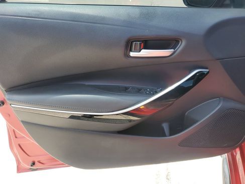 Used 2021 Toyota Corolla XSE FWD image 23
