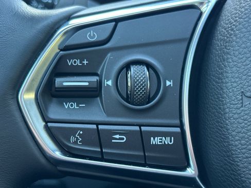 Certified 2025 Acura MDX FWD w/ Technology Package image 31