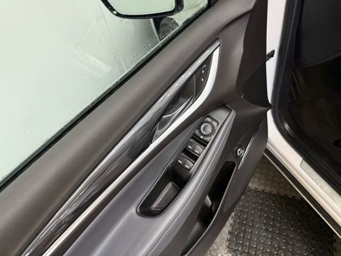 Certified 2024 Buick Enclave Essence w/ Experience Buick Package image 18