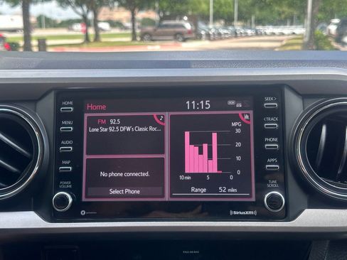 Used 2020 Toyota Tacoma SR5 image 30