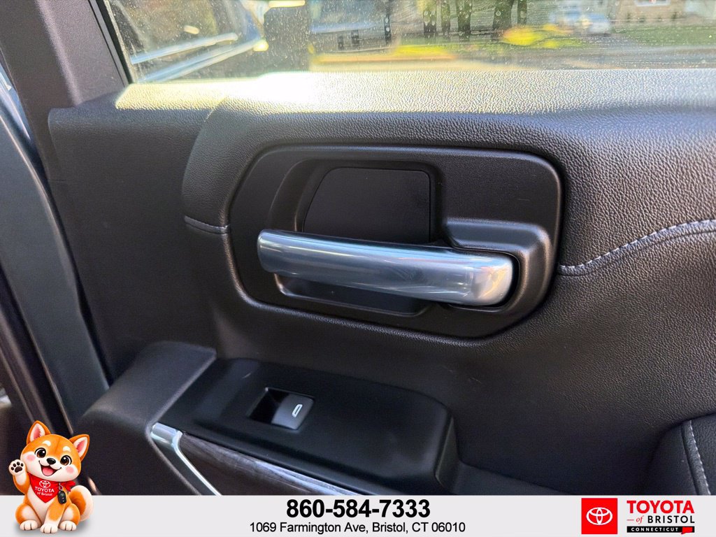 Used 2020 Chevrolet Silverado 3500 LTZ w/ LTZ Premium Package AWD/4WD image 33