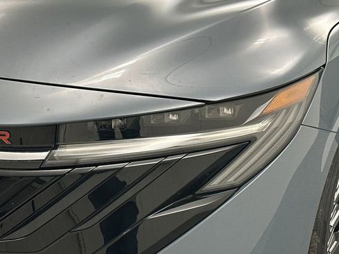 New 2026 Nissan Sentra SR w/ Floor Mat Package image 19