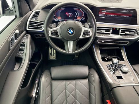 Used 2023 BMW X5 xDrive40i w/ M Sport Package AWD/4WD image 10