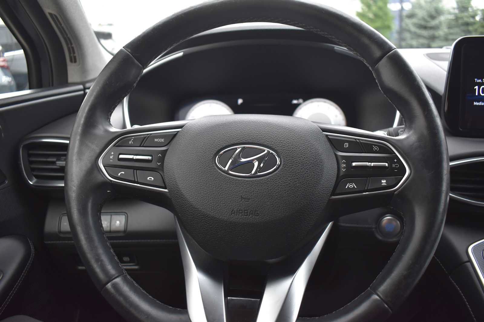 Used 2022 Hyundai Santa Fe Limited w/ Cargo Package AWD/4WD image 17