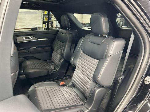 New 2026 Ford Explorer ST-Line w/ ST-Line Street Pack AWD/4WD image 36