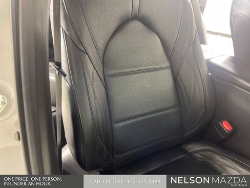 Used 2022 Toyota Avalon Limited w/ Advanced Safety Package FWD image 27