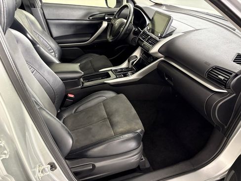 Used 2023 Mitsubishi Eclipse Cross SE image 42
