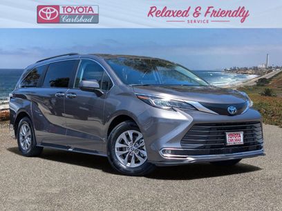 Used 2023 Toyota Sienna XLE