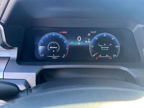 Used 2024 Toyota Tacoma TRD Off-Road image 19