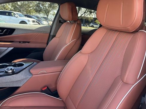 New 2026 Cadillac Optiq Luxury 2 image 21