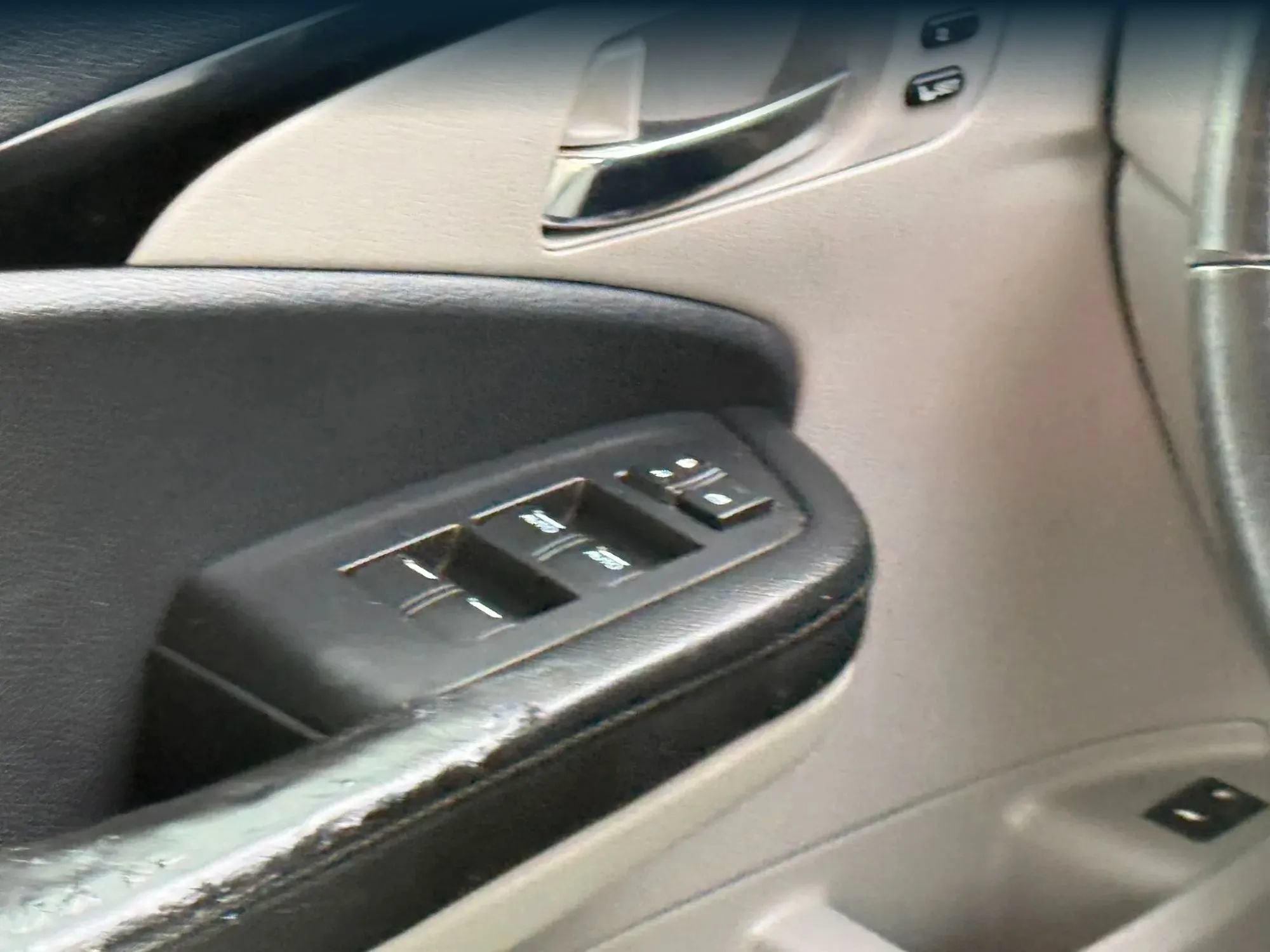 Used 2017 Honda Pilot Touring image 23