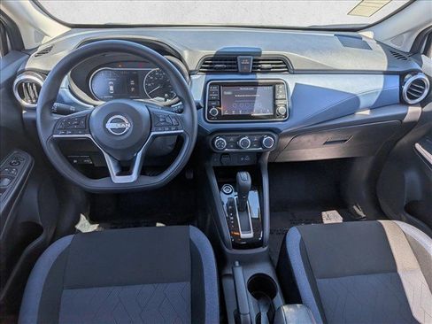 Used 2025 Nissan Versa SV FWD image 22